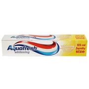 AQUAFRESH Whitening + Complete Care zubná pasta 125 ml