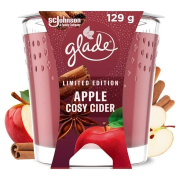 GLADE Apple Cosy Cider, vonná sviečka 129 g
