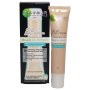 Garnier Skin Naturals BB Cream Miracle Skin Perfector, Zmatňujúca tónovacia starostlivosť 5in1 -