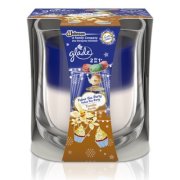 Glade Velvet Tea Party 2v1 Parfumovaná dekoratívna sviečka, s dvojitou vôňou čaju a vanilky 135g