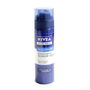 NIVEA for Men Mild, osviežujúca pena na holenie pre normálnu až suchú pokožku 200ml