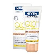 Nivea Visage Q10 Plus Tónovací denný krém proti vráskam, pre redukciu vrások a zjednotený tón pleti 