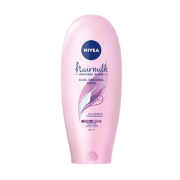 Nivea HairMilk Natural Shine, balzam pre zvýraznenie vlnitých vlasov 125ml