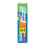 Oral-B 3-Effect Natural Fresh stredná 2 ks